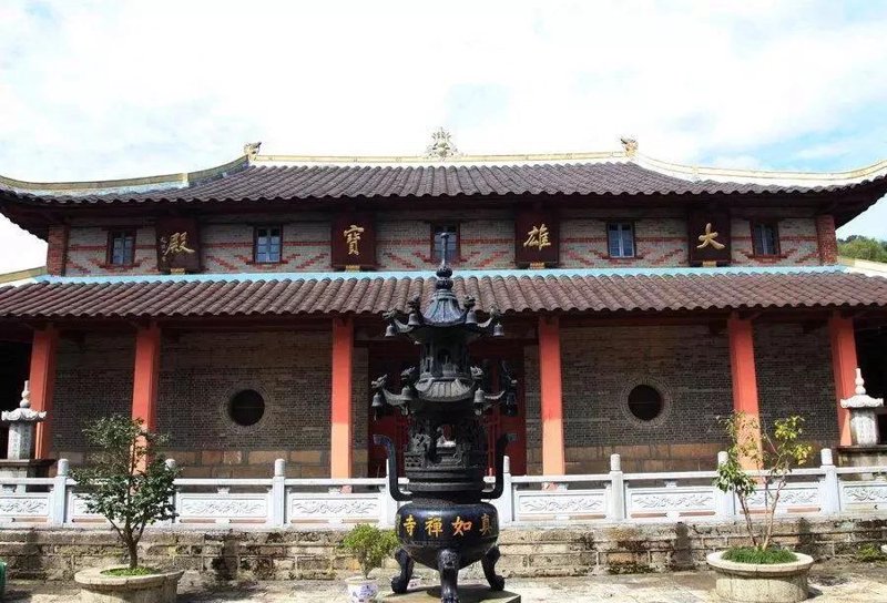 圭峰禅院：西充县内的 Spiritual 景点